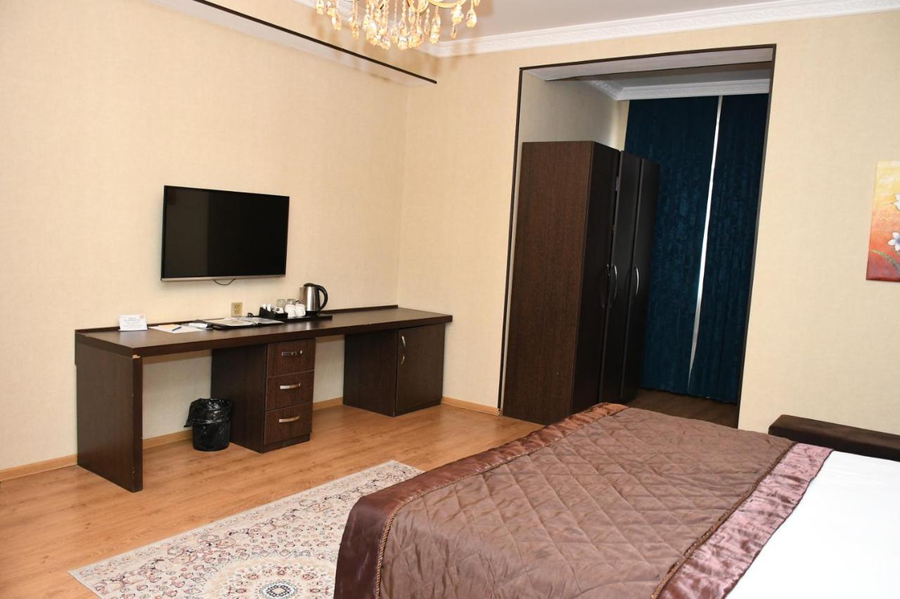 Square Baku Hotel エクステリア 写真