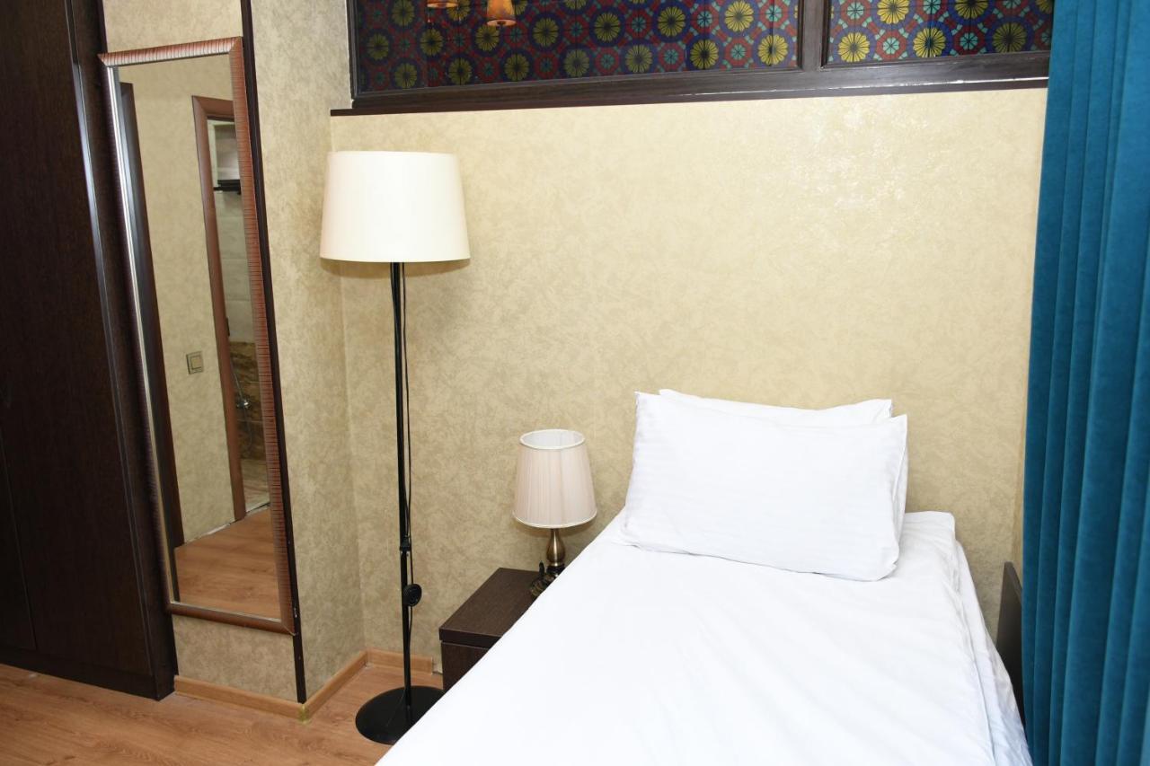 Square Baku Hotel エクステリア 写真