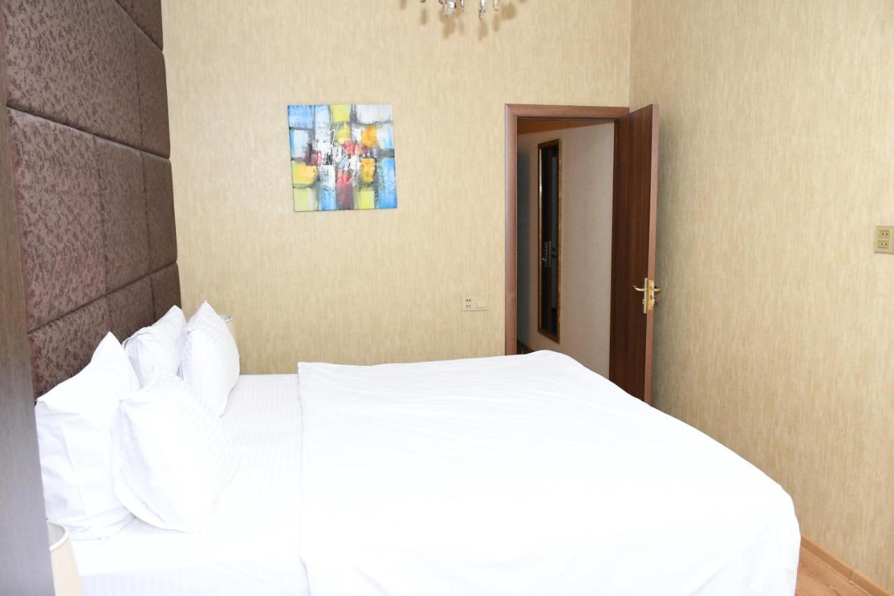 Square Baku Hotel エクステリア 写真
