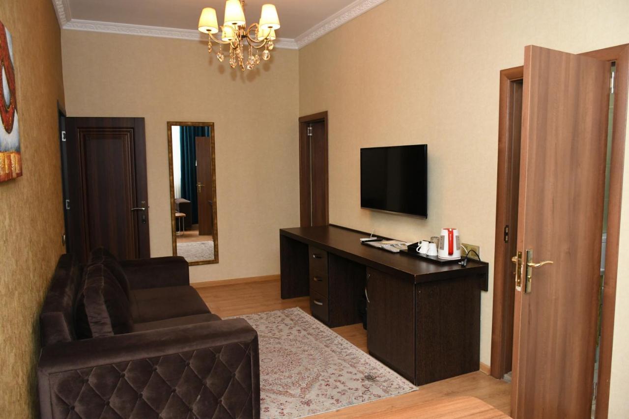 Square Baku Hotel エクステリア 写真