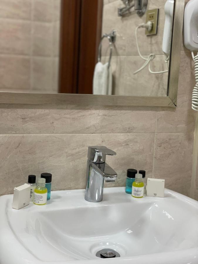 Square Baku Hotel エクステリア 写真