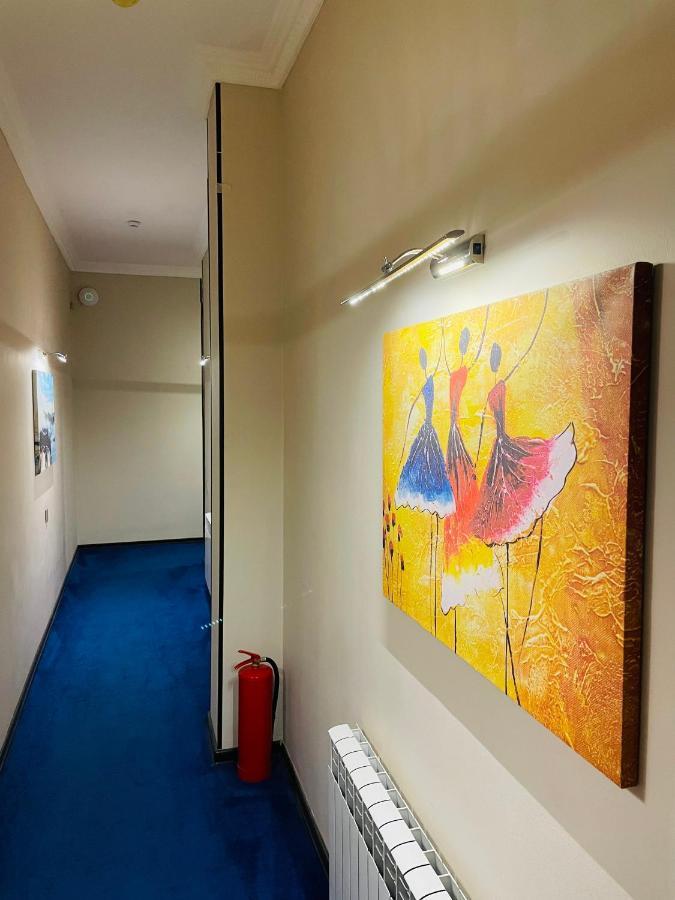 Square Baku Hotel エクステリア 写真
