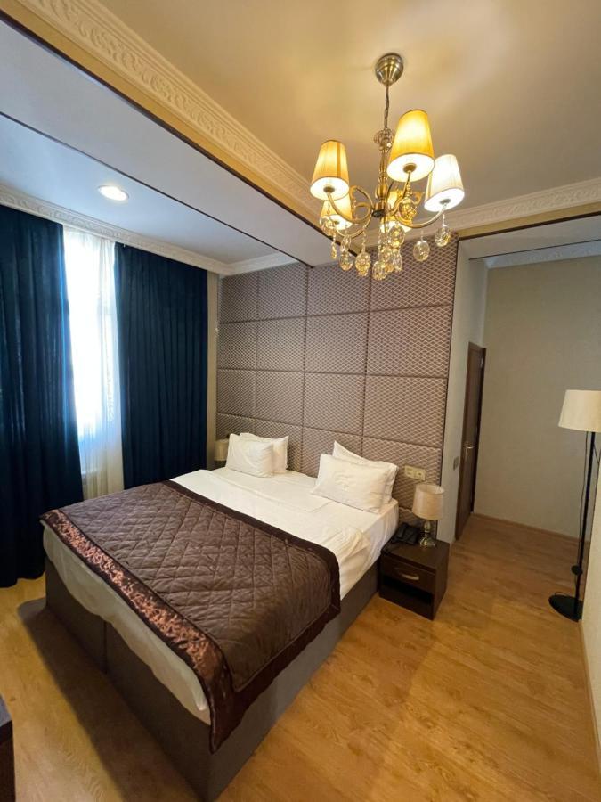 Square Baku Hotel エクステリア 写真