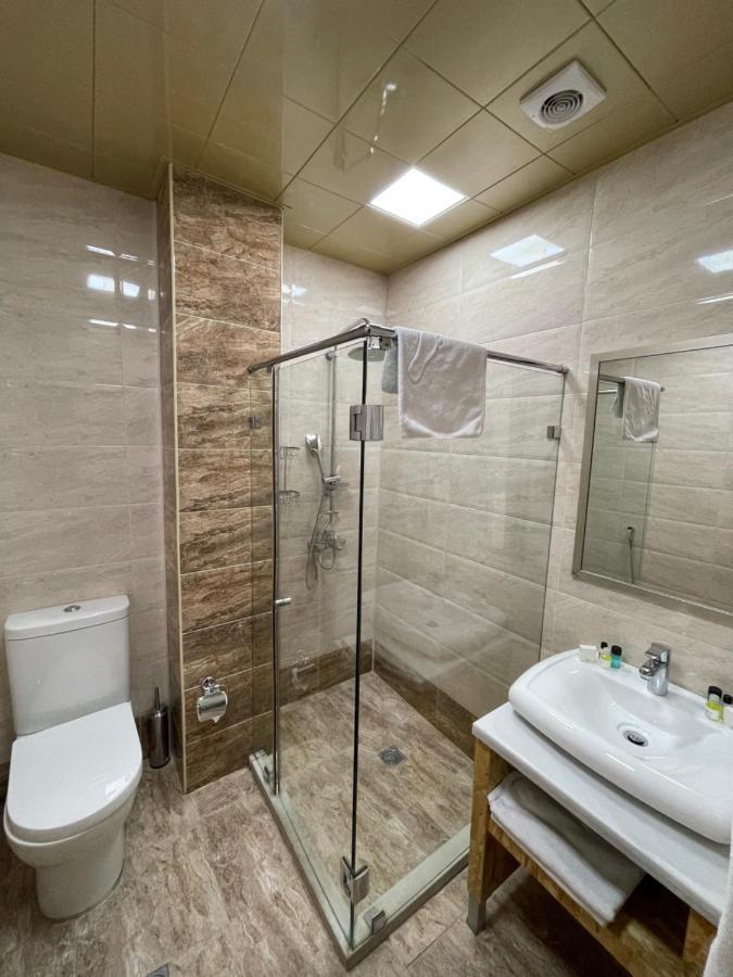 Square Baku Hotel エクステリア 写真