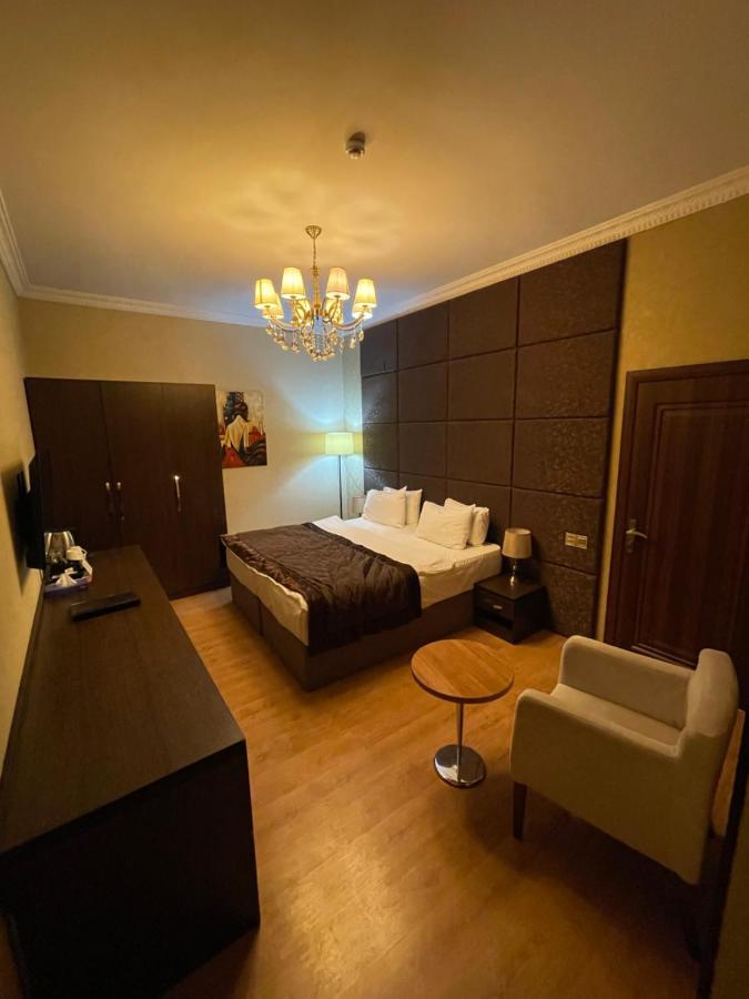 Square Baku Hotel エクステリア 写真