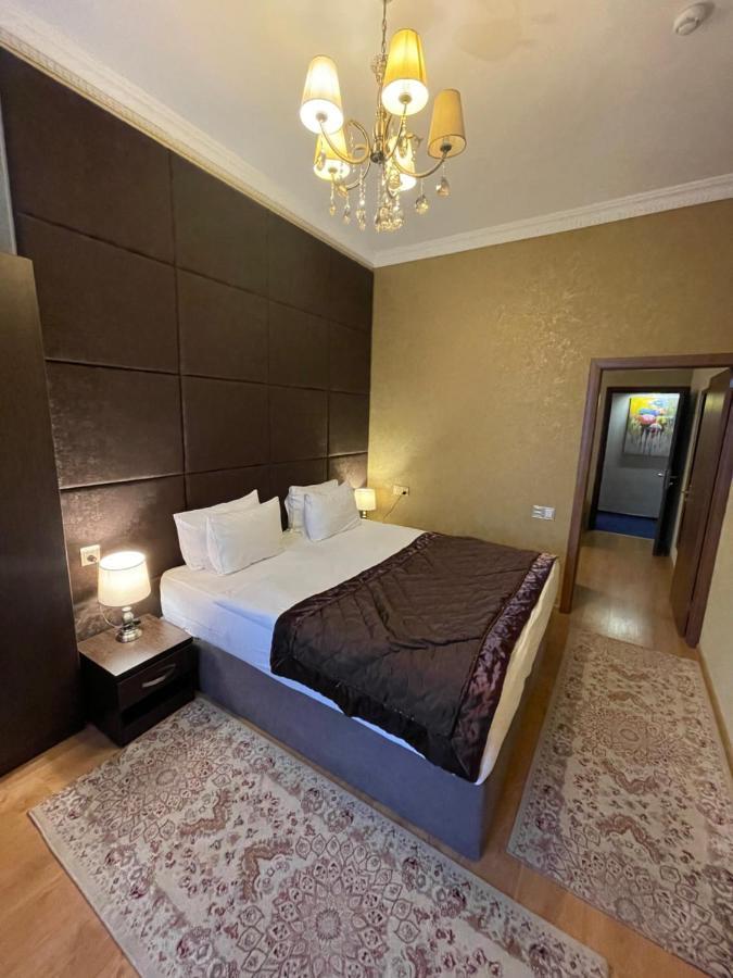 Square Baku Hotel エクステリア 写真