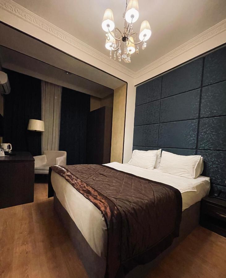 Square Baku Hotel エクステリア 写真