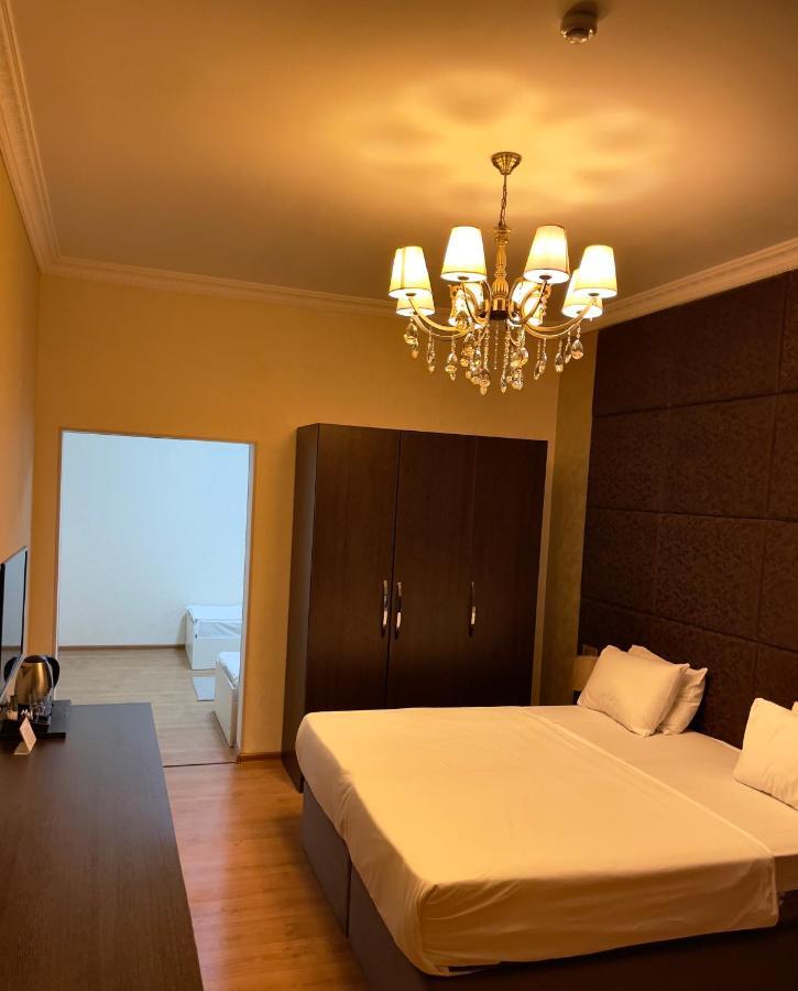 Square Baku Hotel エクステリア 写真